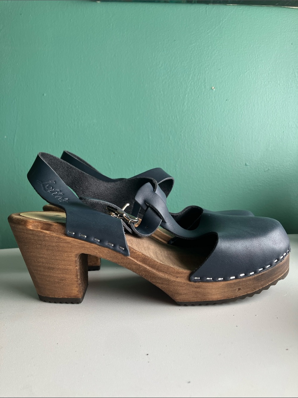 Lotta From Stockholm Navy Leather Slingback Clogs with Wooden Heel